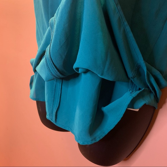 Chiffon Sleeveless Blouse- Teal - Picture 5 of 9